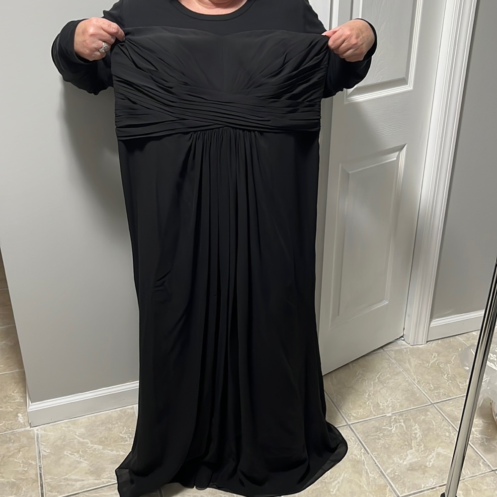 David's Bridal Black Strapless Ruched Empire Gown